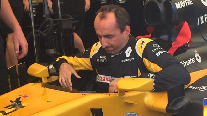 Kubica se ve velkém stylu vrátil do F1. Během testů okouzlil jedním z nej časů