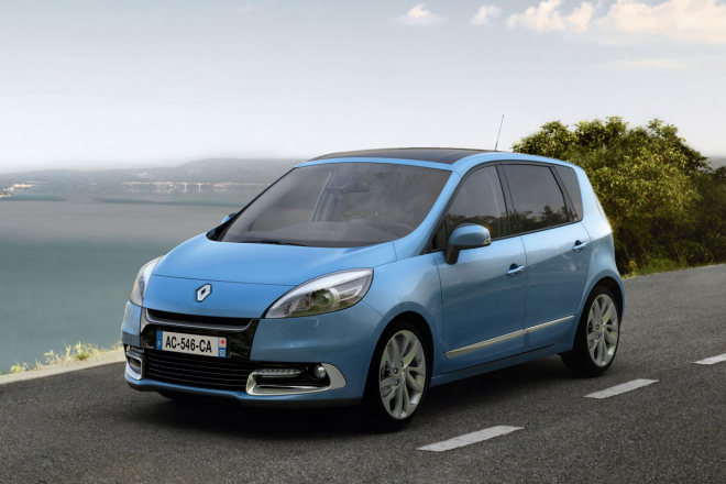Renault Scénic 2012: facelift ve jménu downsizingu a lehké plastiky