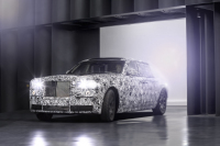 SUV Rolls-Royce nebude žádné monstrum, inspiruje se nejstaršími modely značky