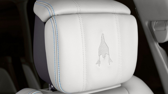 Britové představili auto, které prodají výlučně kosmonautům, nikomu jinému