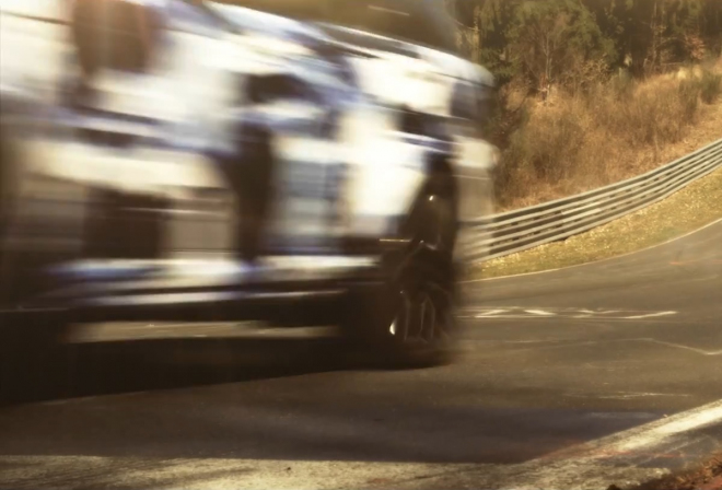 Range Rover Sport RS: kladivo na BMW X5 M má dát stovku za 4,8 s (video)