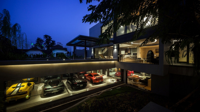 Tato luxusní rezidence majitele posedlého auty měla skrývat bohatství. Nevyšlo to