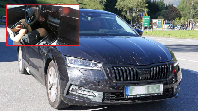 Nová Škoda Octavia odhodila část kamufláže, nafotili ji zvenčí i zevnitř