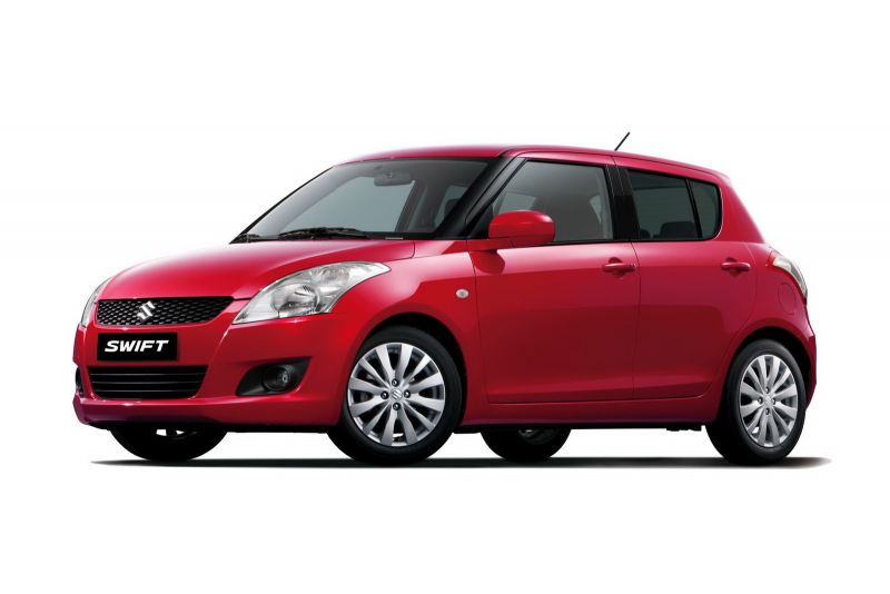 Suzuki Kizashi: evropská verze již v Paříži. A nový Swift s ní - 1 -