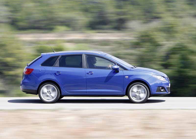 Seat Ibiza ST: dostupné kombi přichází (česká cena) - 10 - Seat-Ibiza_ST_b8