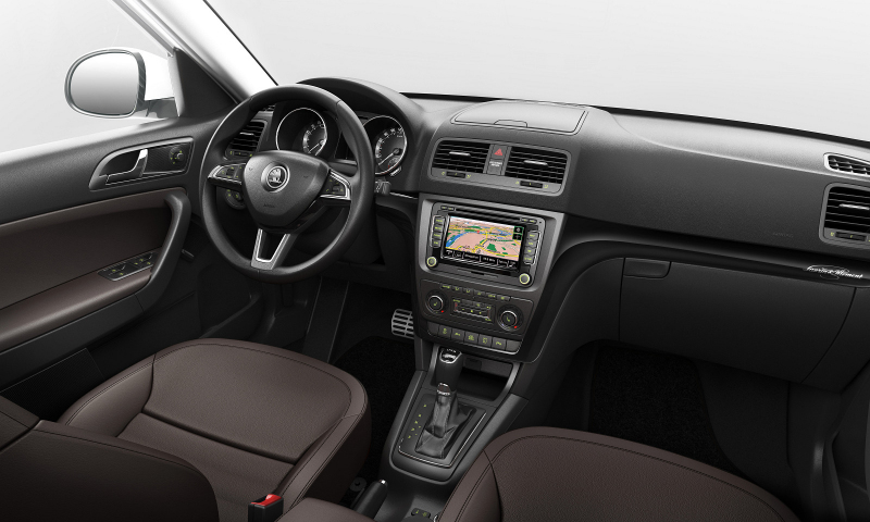 Skoda_Yeti_2014_facelift_Laurin_a_Klement_oficialni_nove_10_800_600.jpg