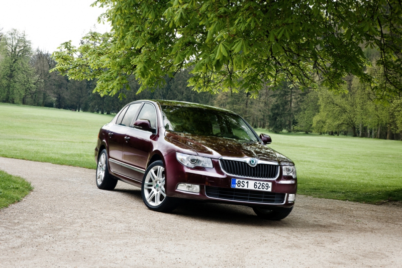 Škoda Superb je autem roku 2009 v osmi zemích Evropy - 2 - Su_177