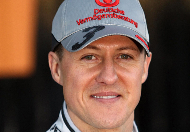 Schumacher stále nemůže chodit, jeho rekonvalescence je bolestivě pomalá
