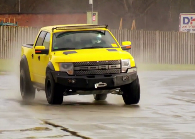 Hennessey VelociRaptor na mokrém okruhu Top Gearu je podívaná, co nezklame (video)