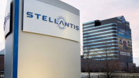 Zaměstnanci Stellantisu si stěžují na &bdquo;krvácení z nosu, migrény, zvracení a dokonce zažívací potíže&rdquo; poté, co se museli vrátit do kanceláří na pět dnů v týdnu