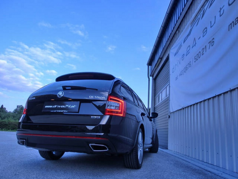 Skoda_Octavia_III_RS_2013_prodej_dalsi_0