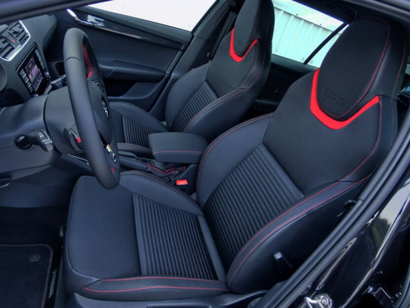Skoda_Octavia_III_RS_2013_prodej_dalsi_1