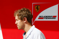Sebastian Vettel prý Ferrari 350 km/h v provzu neřídil, nic než popření ale nešlo čekat