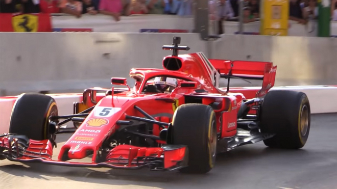 Tohle je důkaz, že hloupou chybu za volantem může udělat opravdu každý