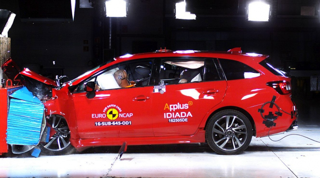 Nové crash testy: Kia a Toyota potřebovaly k úspěchu dvojí metr, Subaru a Renault ne