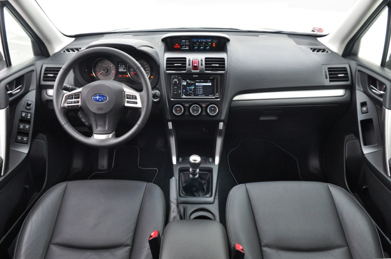 Subaru__Forester2,0D__201336_800_600.jpg