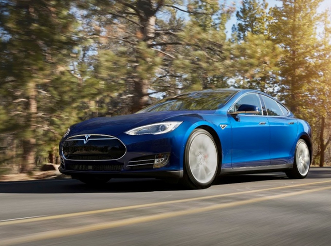 Tesla Model S 70D nový základní model je dražší, ale také schopnější