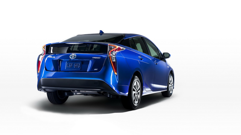 Toyota_Prius_2016_prvni_oficialni_US_verze_22_800_600.jpg