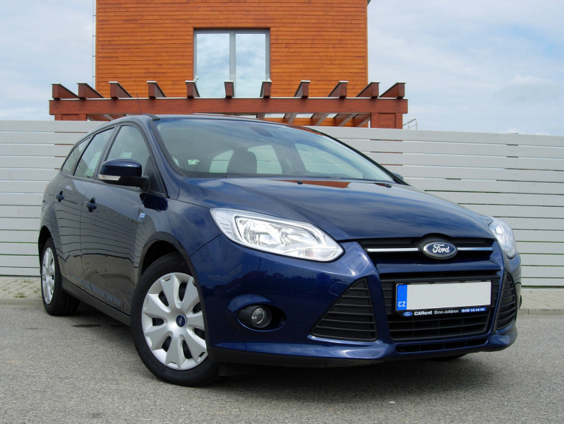 2016 Ford Focus Reviews and Rating | Motor Trend