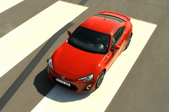 Toyota GT 86: japonský sporťáček pro Evropu také na nových videích