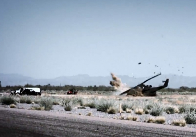 Při natáčení Top Gearu havaroval vrtulník. Hned poté, co prohrál závod s Corvette ZR1 (video)