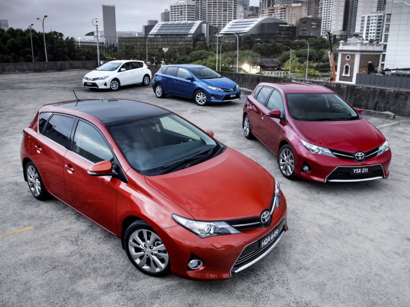 Toyota Corolla Ascent a Levin 2012: nový Auris převlékl kabát - 21 -
