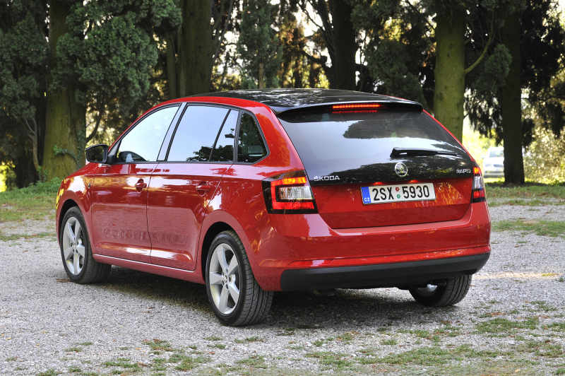 Test_Skoda_Rapid_Spaceback_2014_prvni_11