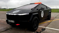 Tesla se nedokáže zbavit vyrobených Cybertrucků v USA, tak je teď začala prodávat Kazachům