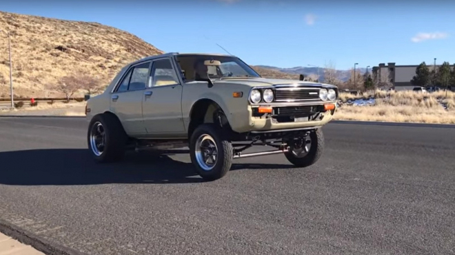 Fanda zkřížil Teslu se starou Hondou. Vzniklo tohle monstrum, jeho akcelerace bere dech