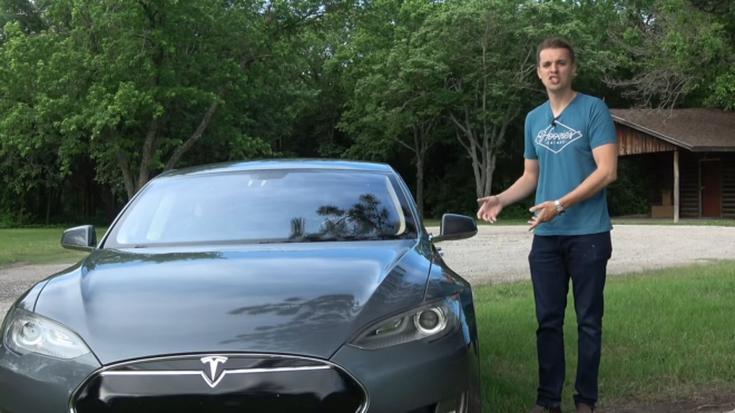 Tohle je nejlevnější ojetá Tesla Model S na světě. Co všechno se na ní za 172 000 km pokazilo?