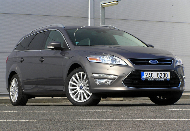Ford Mondeo 2013: stávající model jde dolů se spotřebou i cenou