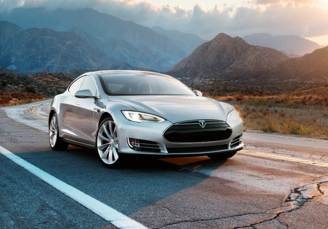 Majitelé Tesel Model S s auty příliš nejezdí, asi 20 tisíc kilometrů za rok