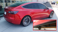 Tesla „otevřela” gigatovárnu na baterky, hotová je asi jako tento Model 3