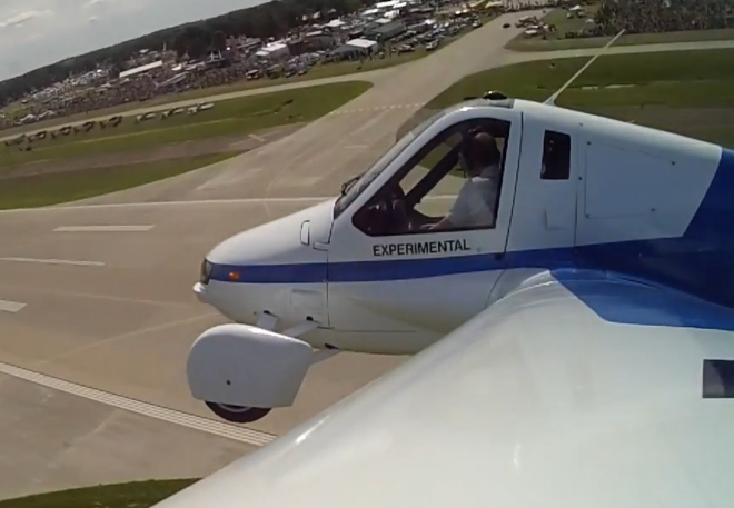 Terrafugia Transition: létající auto dokazuje, že se ve vzduchu udrží (video)