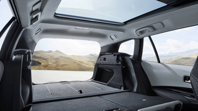 Japonci odhalili vážného soupeře Škody Octavia. Kopíruje její typické přednosti