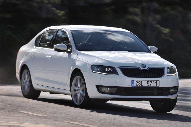 Test_Skoda_Octavia_III_2013_prvni_20_TDI_037_800_600.jpg
