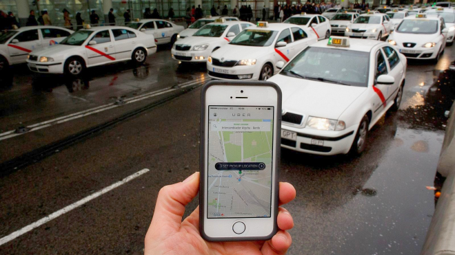 Uber může zničit jediná právní bitva, dostal se v ní do slepé uličky