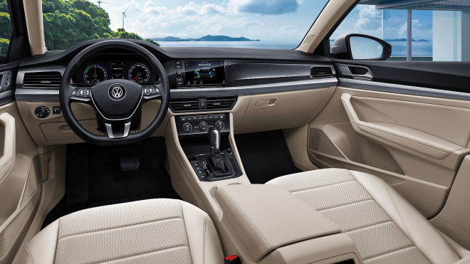 VW vyrábí levné, líbivé i praktické auto na elektrický pohon, nám ho ale neprodá