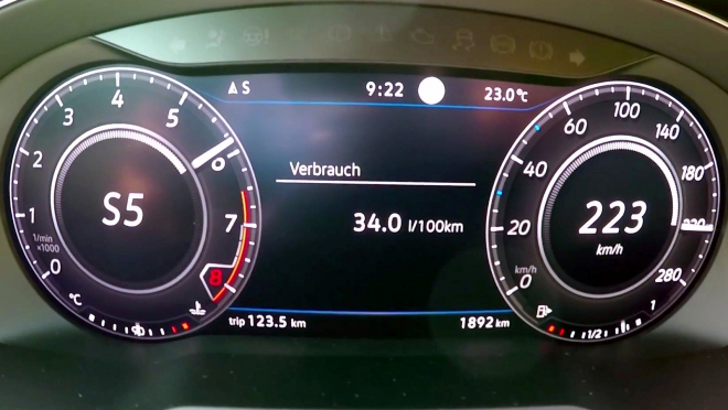 Vrcholný VW Arteon předvedl zrychlení z 0 na 220 km/h, je to tichý sprinter (video)