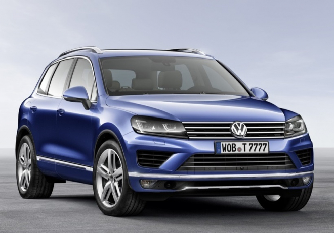 VW Touareg 2015: facelift přinesl novou příď a 13 koní navíc pro V6 TDI