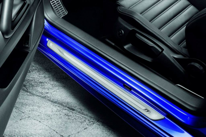 Volkswagen uvádí na trh Golf R a Scirocco R (ceny) - 22 -