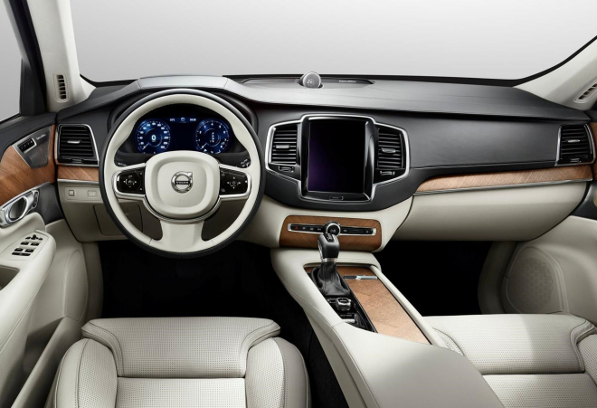 Nové Volvo XC90 2015: interiér odhalen, na exteriér dojde v srpnu