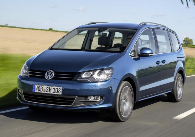 VW Sharan 2015: facelift na nových fotkách, známe i české ceny