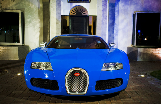 Bugatti Veyron: obří fotogalerie skvostu