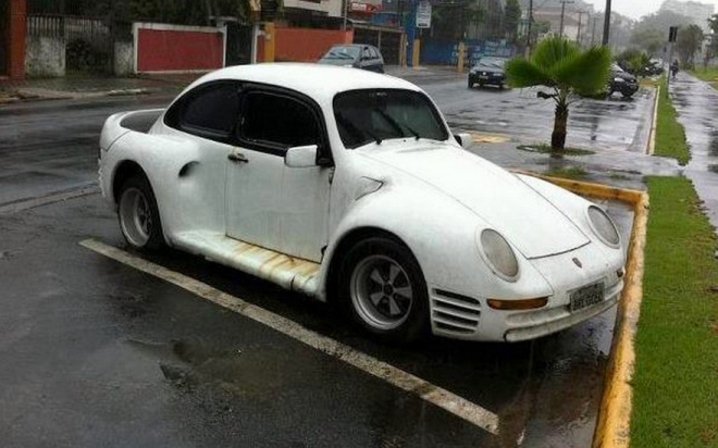 A přesně kvůli tomuhle se Porsche 911 říká „vytuněnej Brouk” (foto)