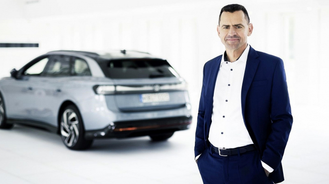 S elektromobily na věčné časy a nikdy jinak! Prodejní šéf VW po všem opakuje matku všech klišé: &bdquo;Budoucnost je elektrická.&rdquo;