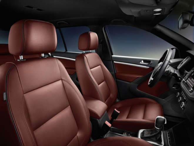 VW Tiguan Exclusive: nová speciální edice sází hlavně na hnědou kůži v interiéru