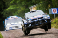 Souboj VW Polo R WRC s 1000koňovým Kamazem je pamlsek pro fanouška rallye (video)