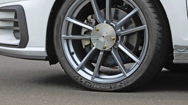 První velká automobilka používá další nový emisní flitr, auta budou zas o něco dražší