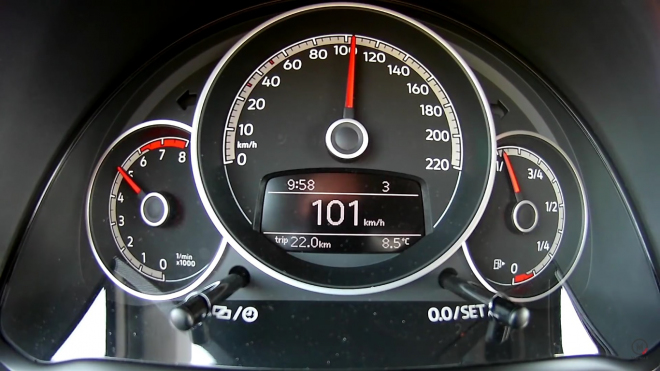 Nejlevnější GTI od VW předvedlo svou dynamiku, tohle vám koupí 370 tisíc Kč